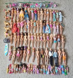 Huge Lot Of Barbie and Ken Dolls w/Accessories 
