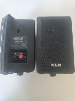 Pair of KLH Model 970A Indoor/Outdoor 3-Way Bookshelf Speakers
