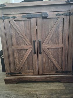 Farmhouse End Table