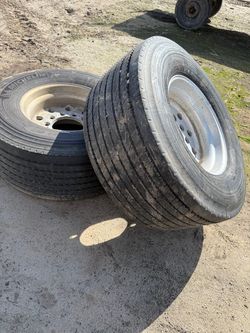 22.5 Wheels and Tires