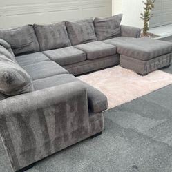 Huge Dark Grey Sectional Couch Sofa From Ashley Furniture In Excellent Condition - FREE DELIVERY 🚛