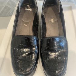 Easy Spirit Women's Abide Croco Print Casual Flat Reduced Form $35 To $20