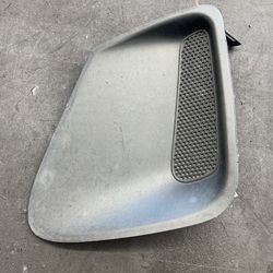 Fog light cover 2012 Toyota corolla driver side