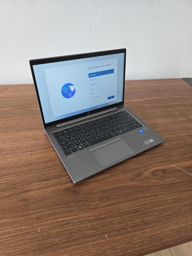 HP ZBook Firefly 14 G8 Laptop
