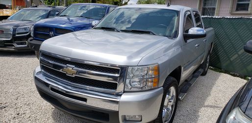 2011 CHEVY SILVERADO