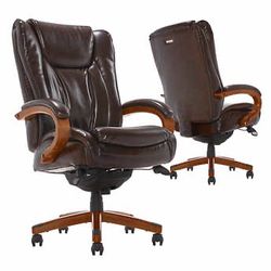 La-Z-Boy Big & Tall Executive Leather Office Chair, Leather Brown Chair, computer chair, desk chair, wide back - Great Quality! Very Comfortable !