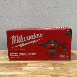 Milwaukee Bagless M18 18-Volt Lithium-Ion Cordless HEPA Compact Handheld Vacuum (Tool-Only)