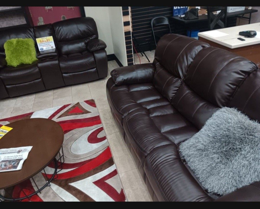 *June Sale Event!!!*---Sleek Madrid Brown Leather Reclining Sofa/Loveseat Sets---Delivery And Financing Available🫡