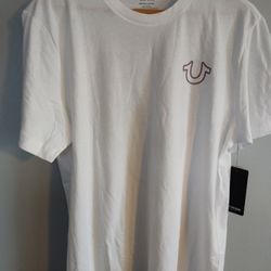 TRUE RELIGION BUDDHA LOGO T-SHIRT.... CHECK OUT MY PAGE FOR MORE ITEMS