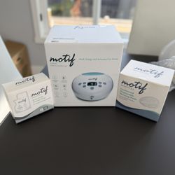 Motif Luna Double Electric Breast Pump w/Nursing Pads & Storage Bags
