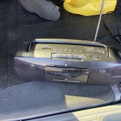 1900s Old Radio (still Works)