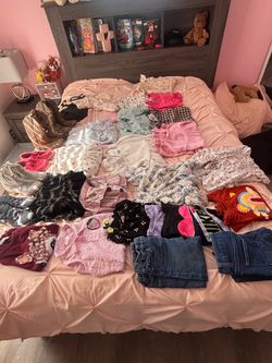 Girl clothes /shoes
