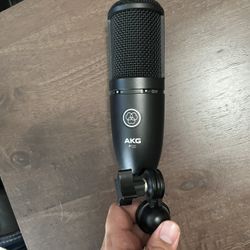 AKG P120 Condensor Mic