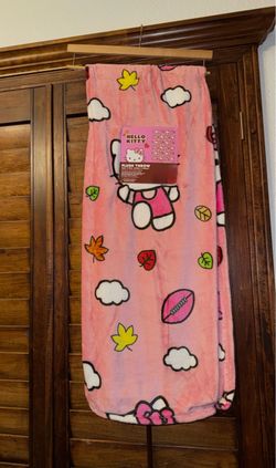 Hello kitty football blanket