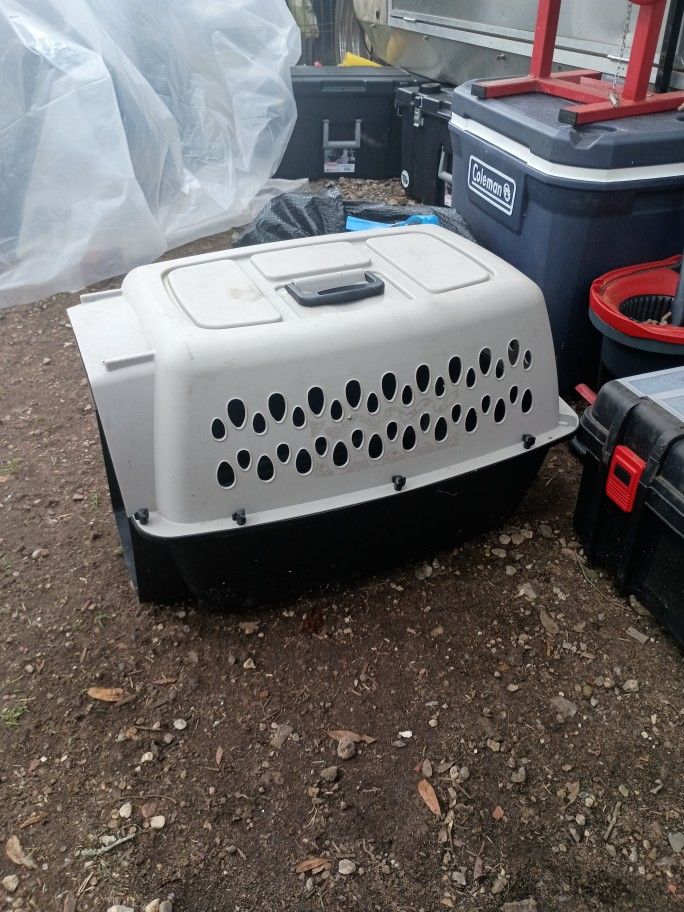 Med Dog Crate 