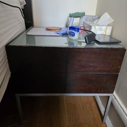 Nightstand/ End Table Wooden Sides Glass Panel Top Metal Legs