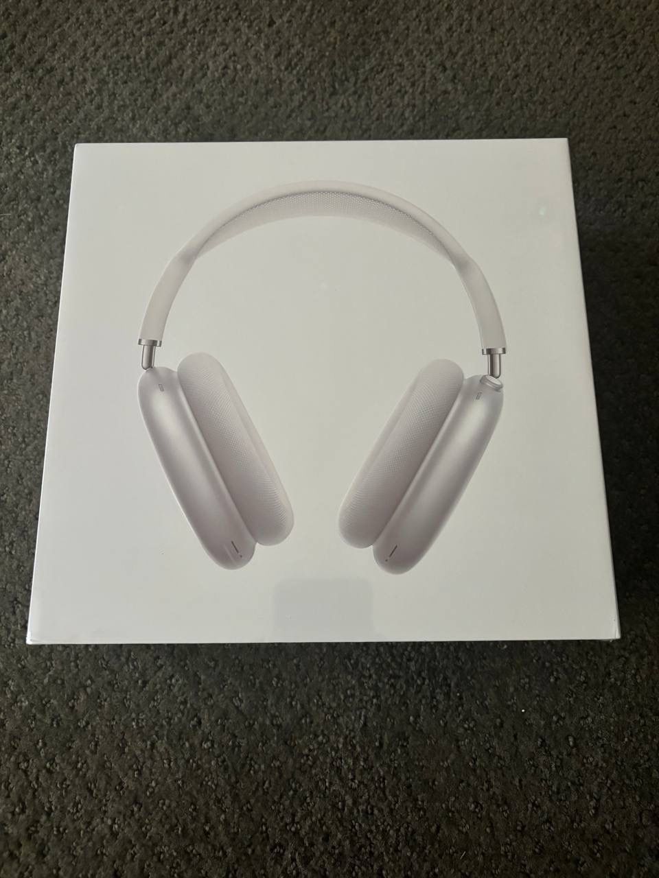 airpod Max's (WHITE)