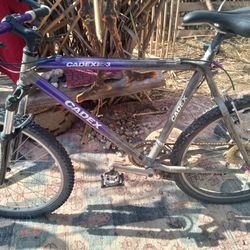 Giant CADEX 26" CARBON FIBER MT BIKE $99