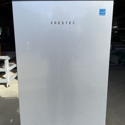 2.25 cu ft refrigerator /  freezer