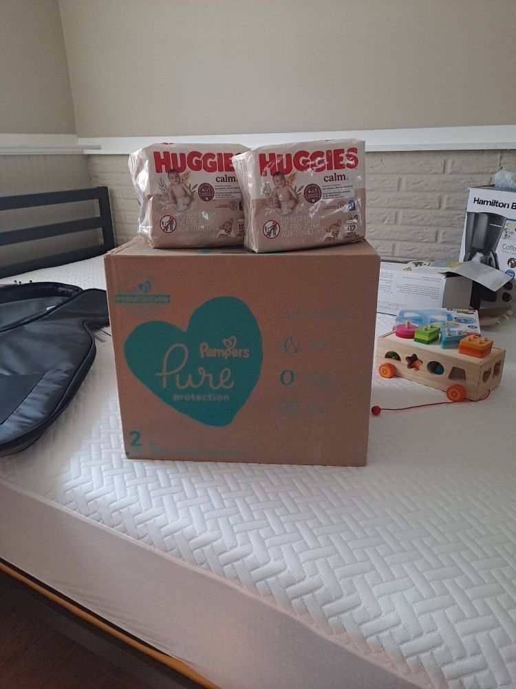 DIAPERS BOX AND WIPES