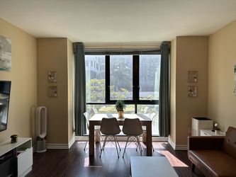Dining table set