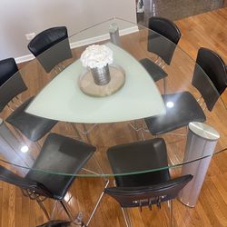 Glass Dining Table With 6 Genuine Leather Chairs