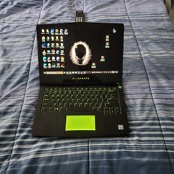  Alienware 13 R3 2 tb and  2 tb + 4tb Storage 32 Gb Ram