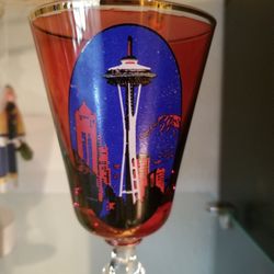 Ruby Wine Glass W/gold Trim And Space Needle
