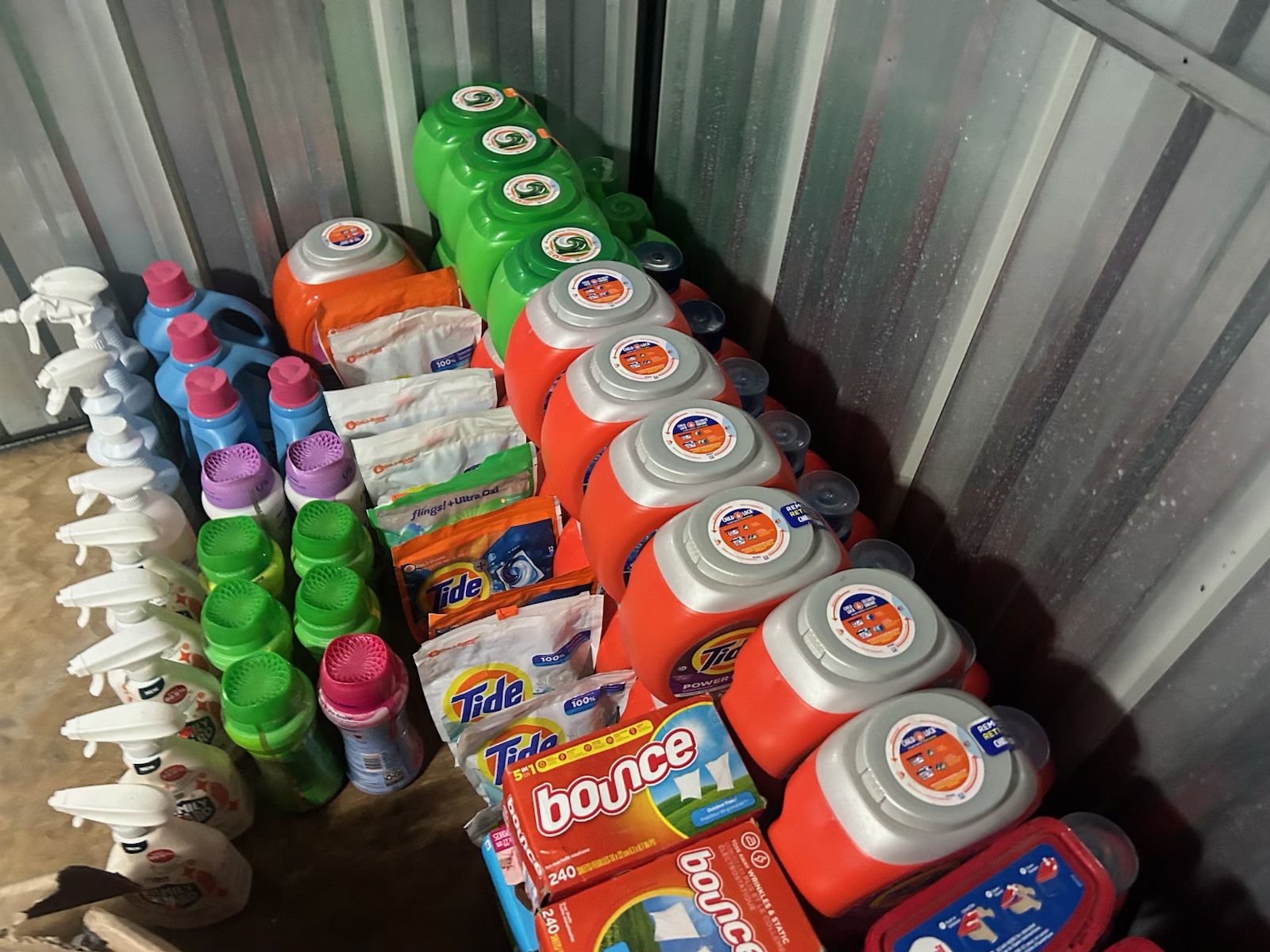 Tide Pods And Tide Líquid