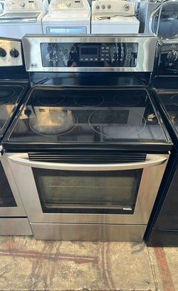 Stainless LG Electric Range with Glass Top
