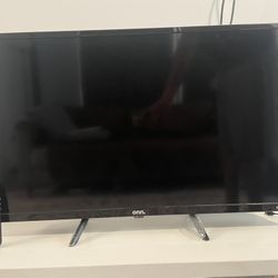ONN 32 Inch Roku Smart TV – Excellent Condition