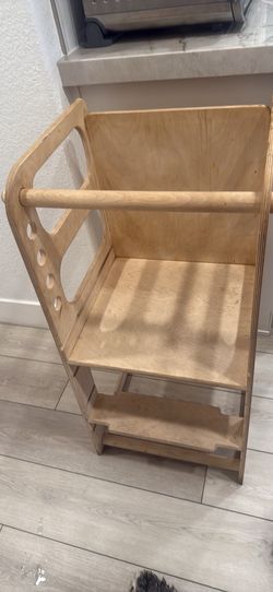 Very Sturdy Kitchen Toddler Stand - Montessori