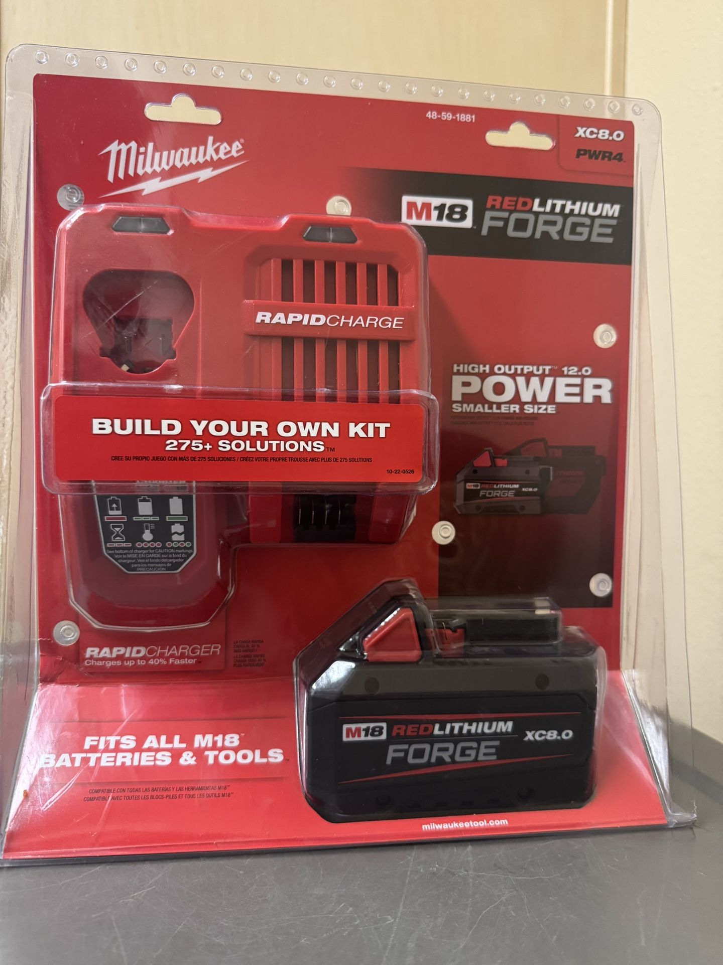 Milwaukee Rapid Charger And Forge Battery 8ah