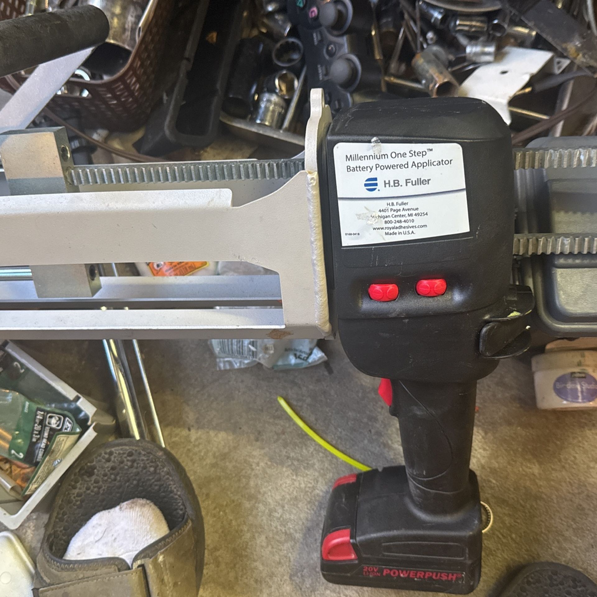 Millennium One Step Battery Powered Applicator
