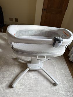 Chicco Close To You 3-1 Bedside Bassinet - Dove