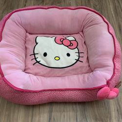 Hello Kitty Pet B3d size medium