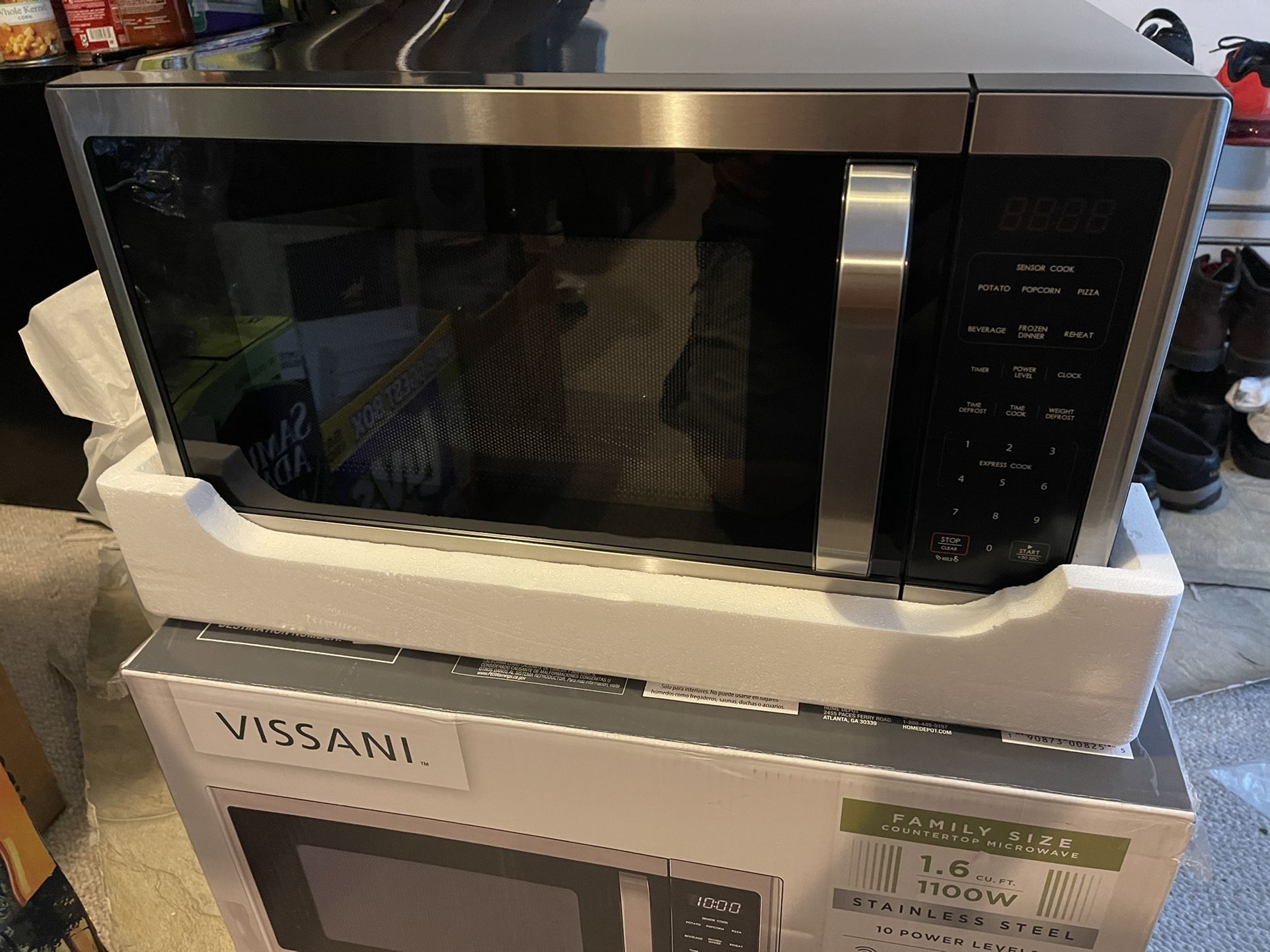 Brand New Vassini Stainless Steel 1.6cft 1100W Countertop Microwave