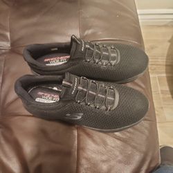 Sketchers Shoes