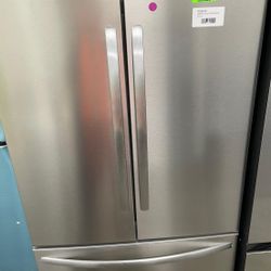 Frigidaire FRFG232LAF 23.3-cu ft Refrigerator U9X
