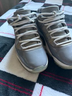 Jordan cool grey 11 low size 10