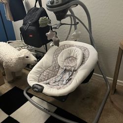 Graco Simple Sway Baby Swing