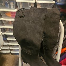 Tall black boots size 9