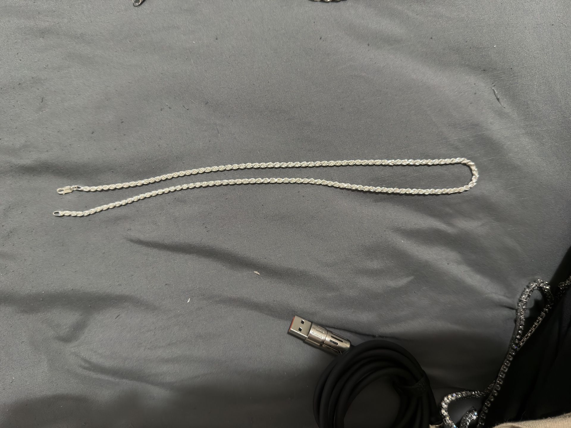 silver rope chain 22 in