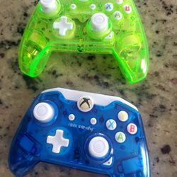 PDP Rock Candy Wired Controller for Xbox One 
Blueberry Boom& Lime green 
(No wires included )