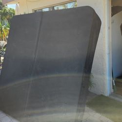 HOT TUB COVER , 1 Year Old.FULL SIZE 4 SEATER COVER