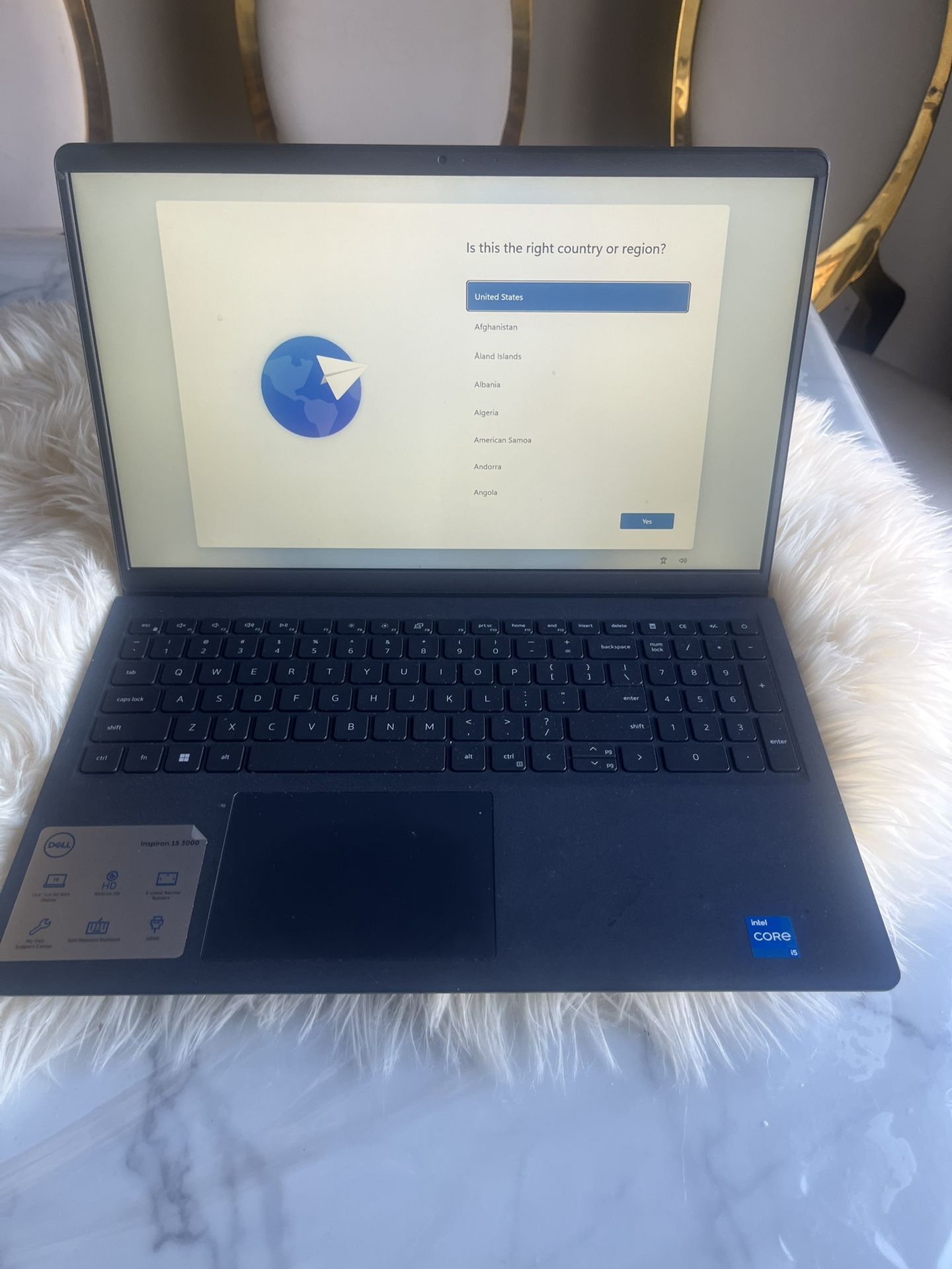 Dell Laptop Inspiron 15 3000