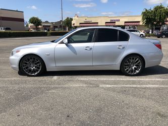 Bmw 550i V8 sport