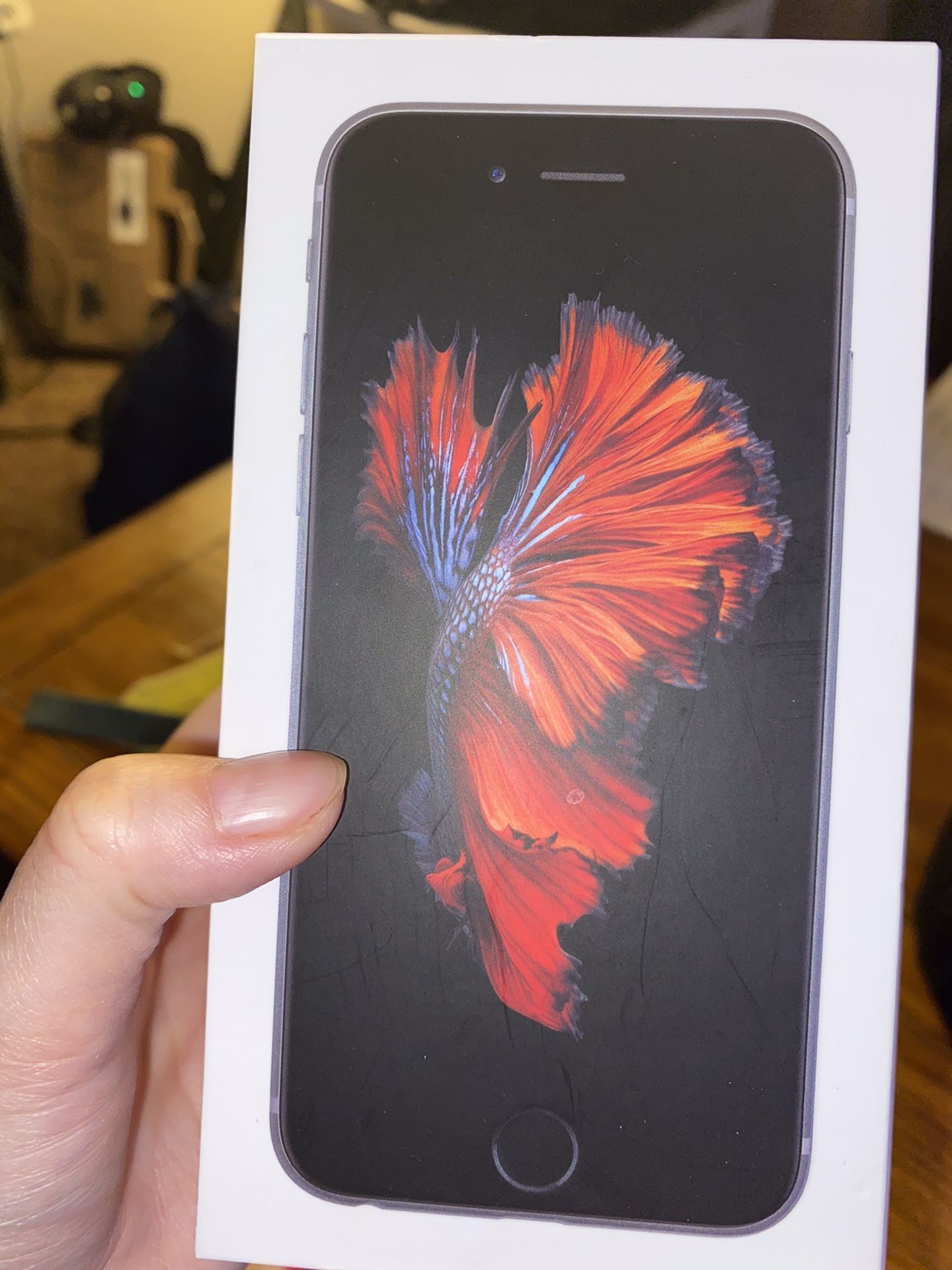 iPhone 6s 32 g unlocked with any carrier