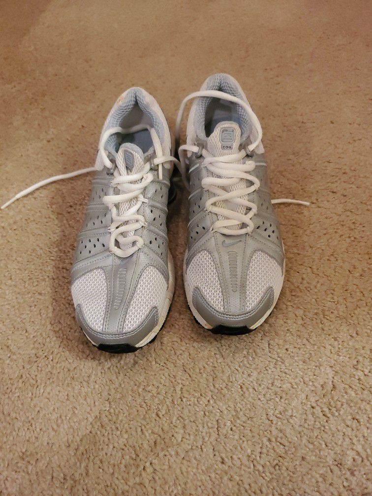 Youth Size 4 Nike Tennis Shoes 