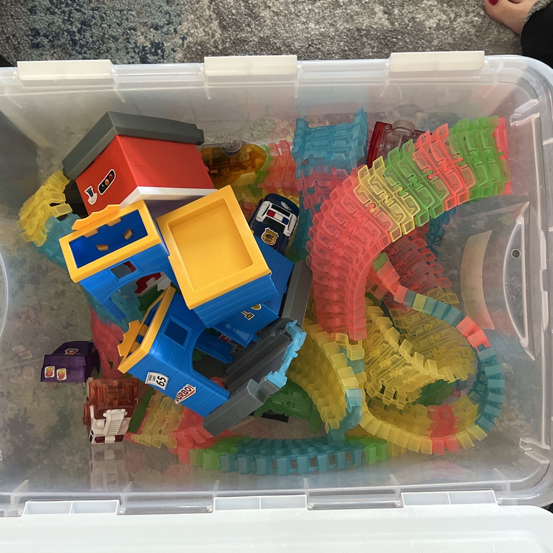 Magic Tracks (3-4 Sets)